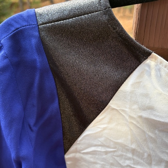 Axara Paris Blue, white and metallic asymmetric blouse🌺NWOTs - Picture 8 of 9